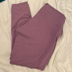 Lavender Lulu Lemon leggings, worn once, in perfect condition